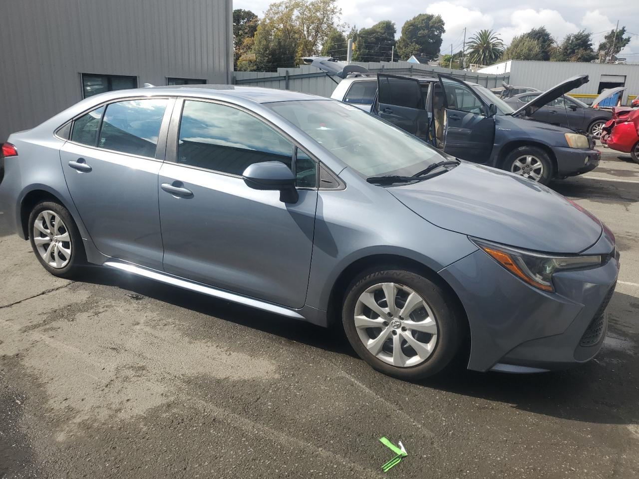 2022 Toyota Corolla Le - Фото 4