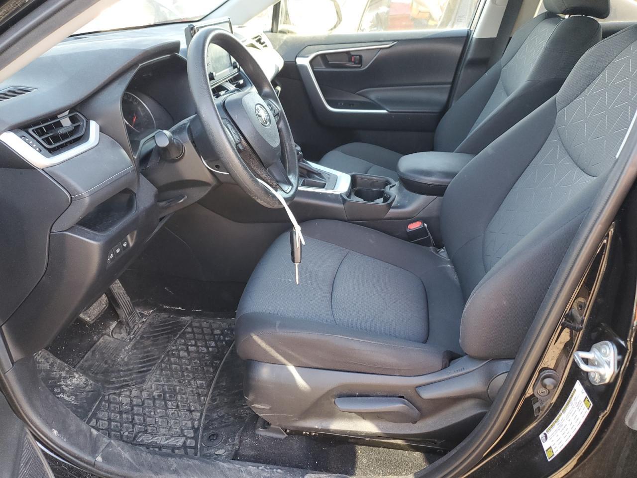 2021 Toyota Rav4 Le - Фото 7