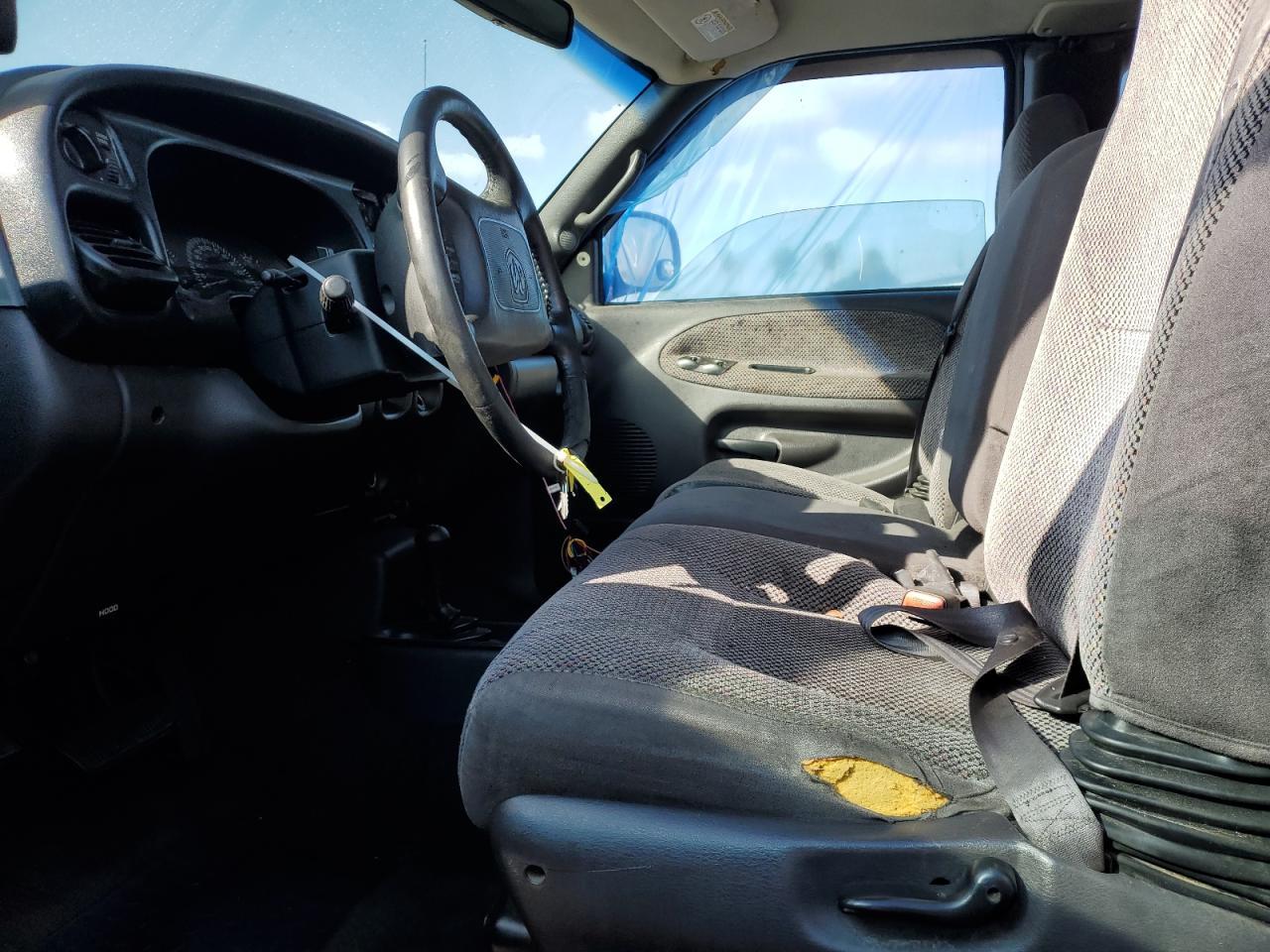 2001 Dodge Ram 1500 - Фото 7