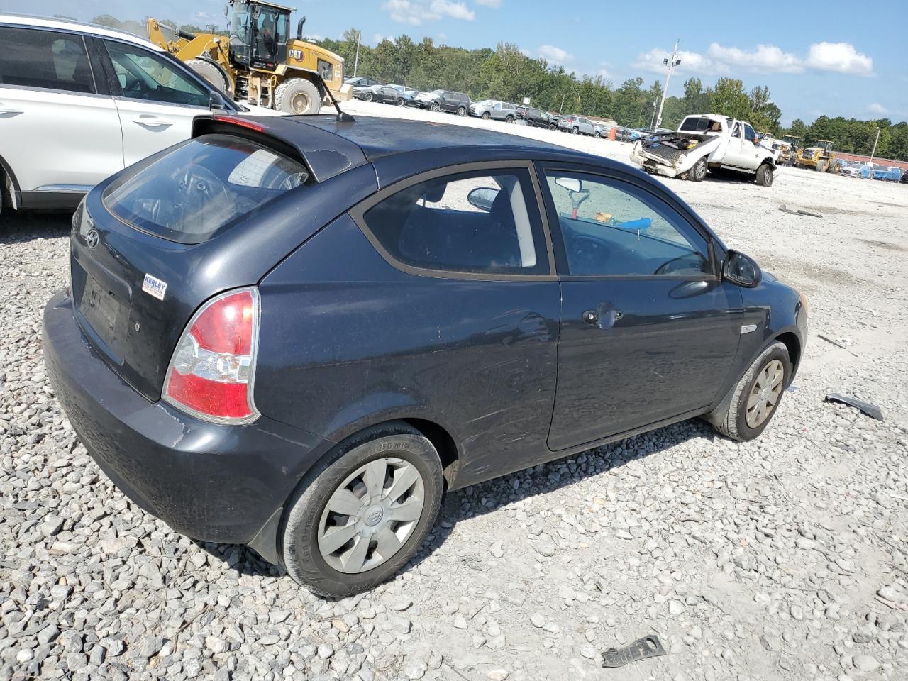 2007 Hyundai Accent Gs - Image 3