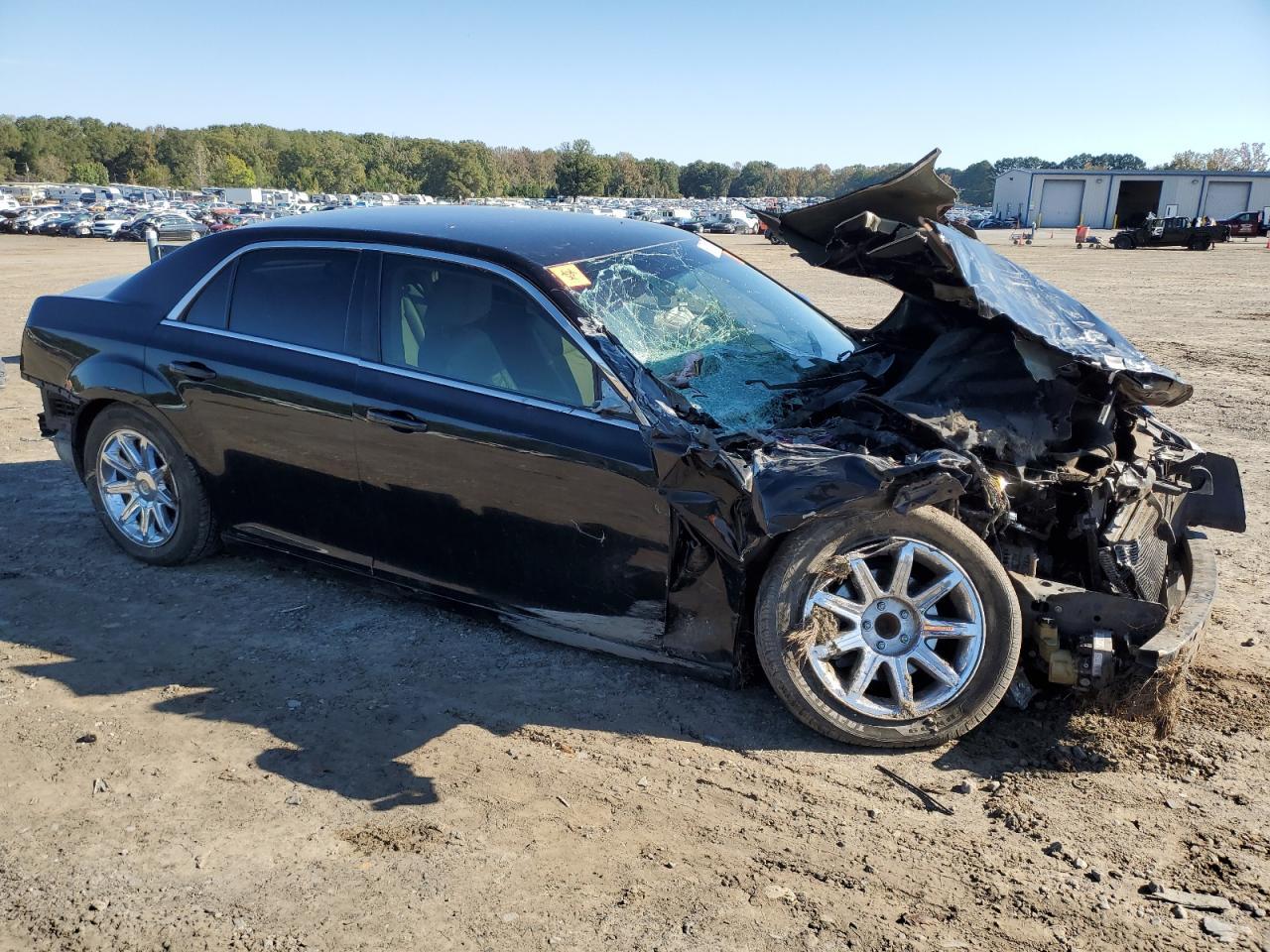 2013 Chrysler 300 - Image 4