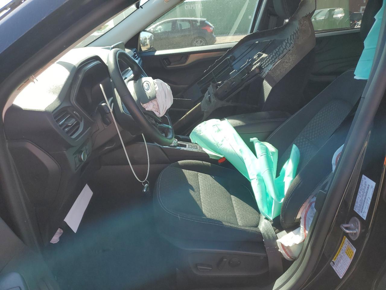 2024 Ford Escape Active - Image 7