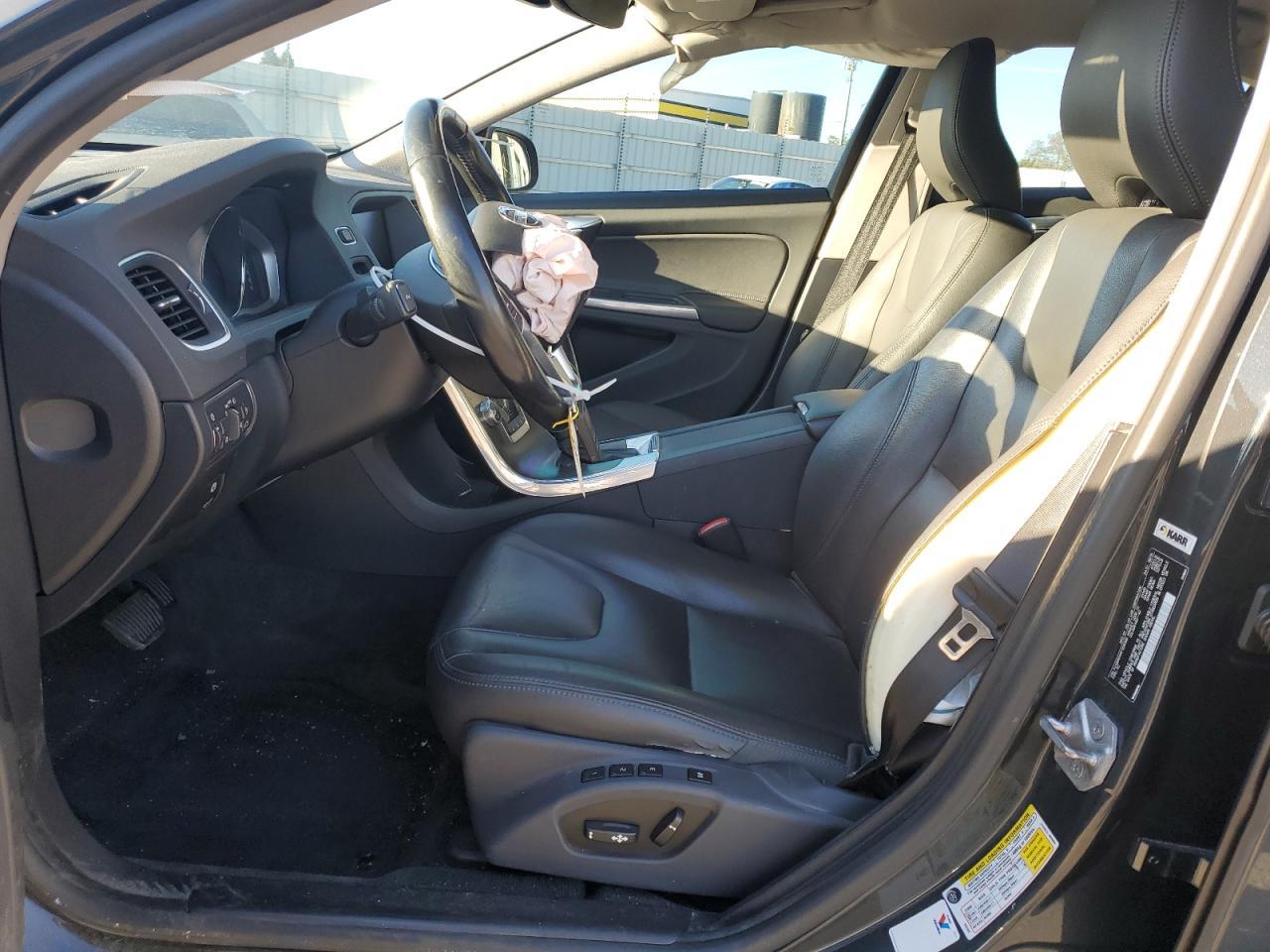 2015 Volvo S60 Platinum - Фото 7