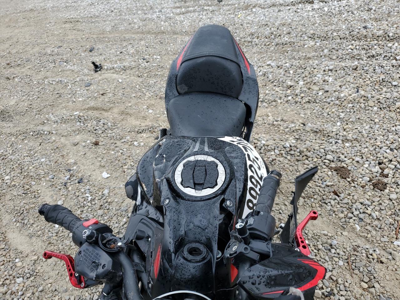 2023 Kawasaki Er650 P - Фото 5