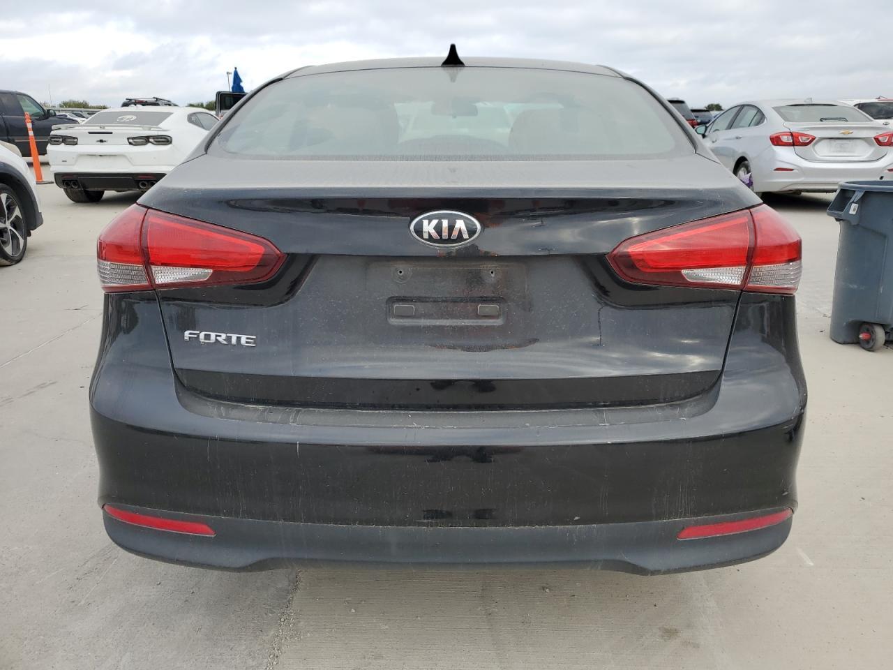 2018 Kia Forte Lx - Image 6