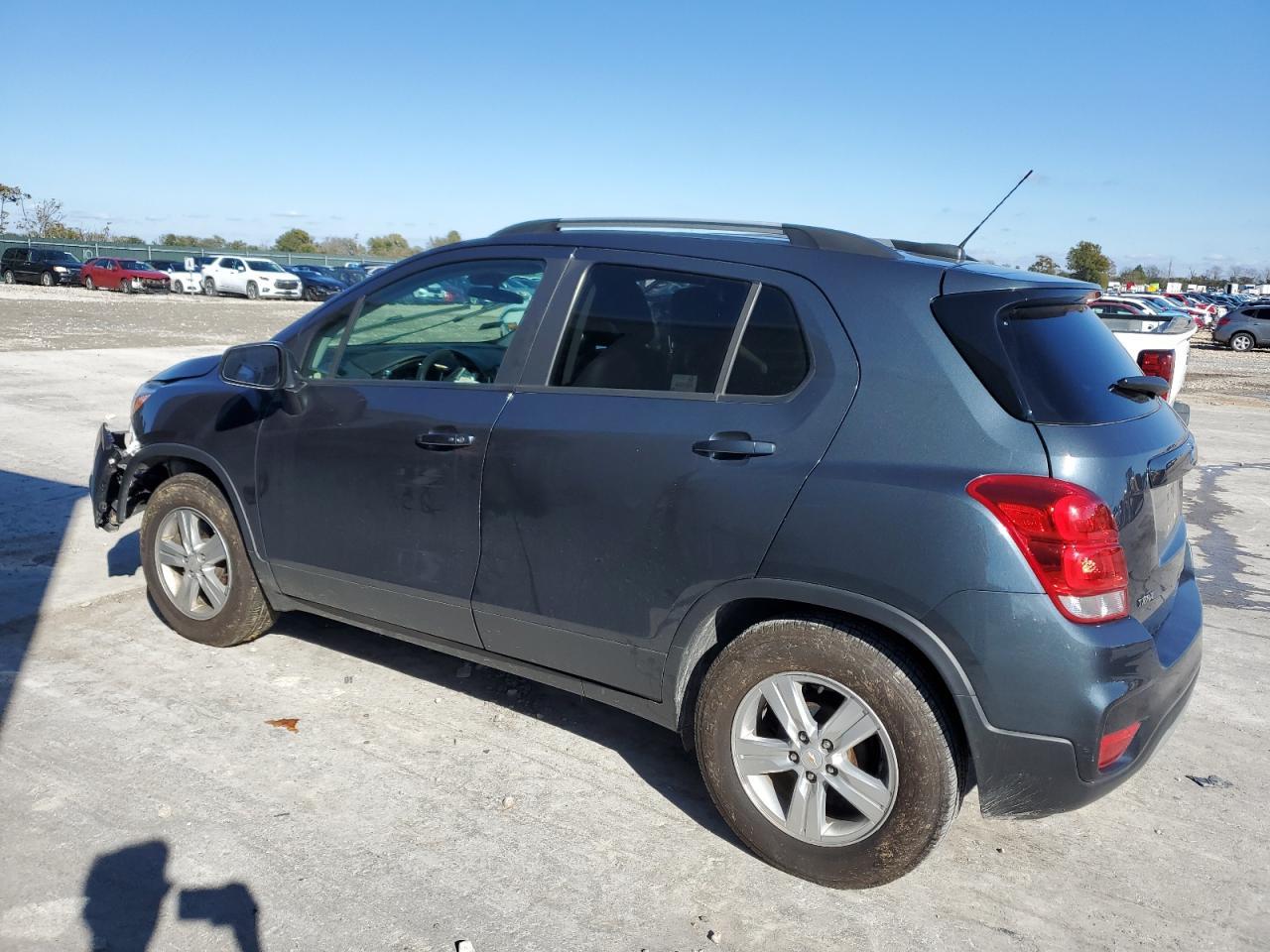 2021 Chevrolet Trax 1Lt - Image 2