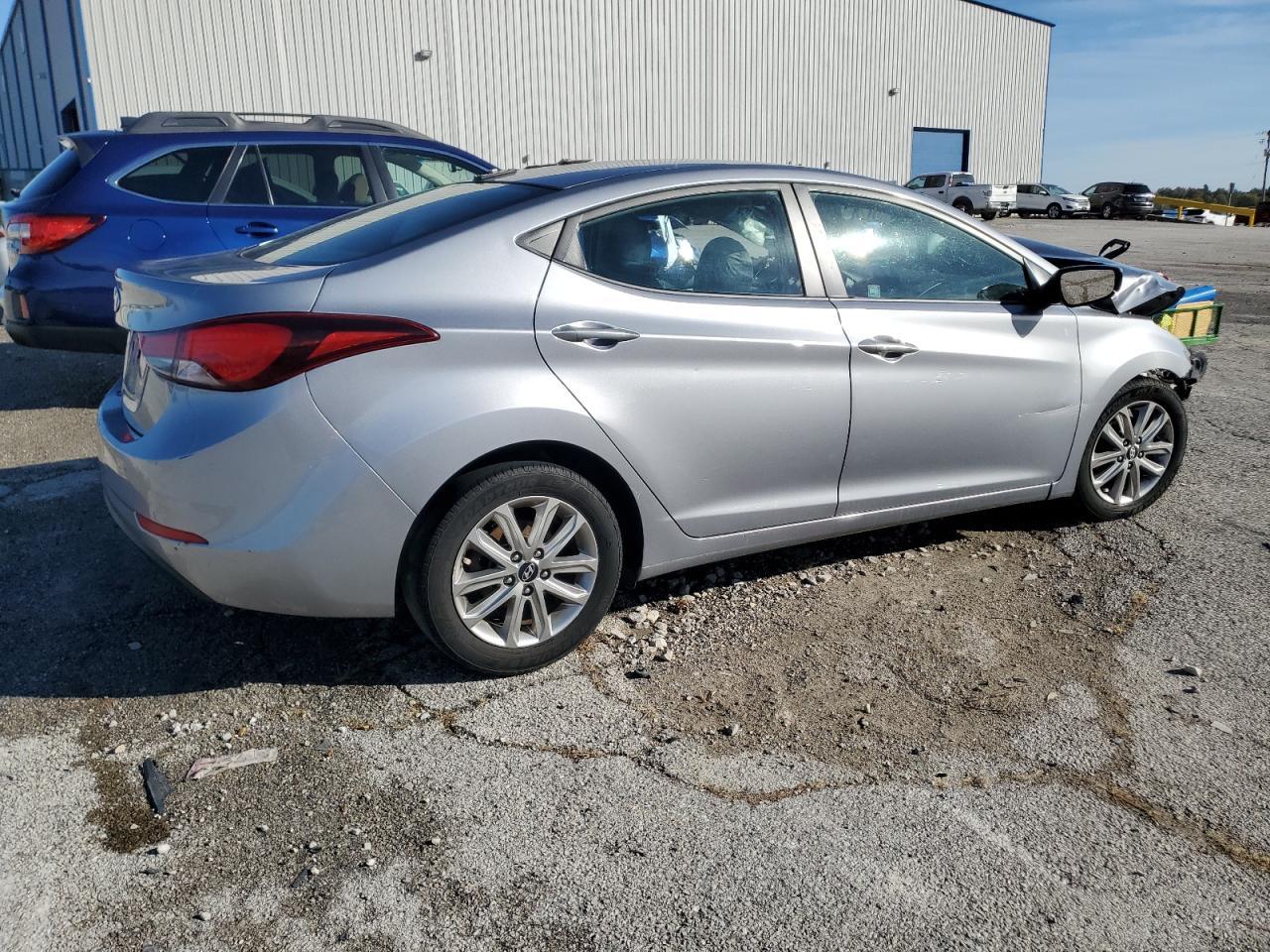 2016 Hyundai Elantra Se - Фото 3
