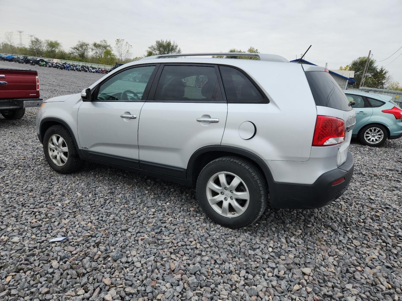 2011 Kia Sorento - Image 2