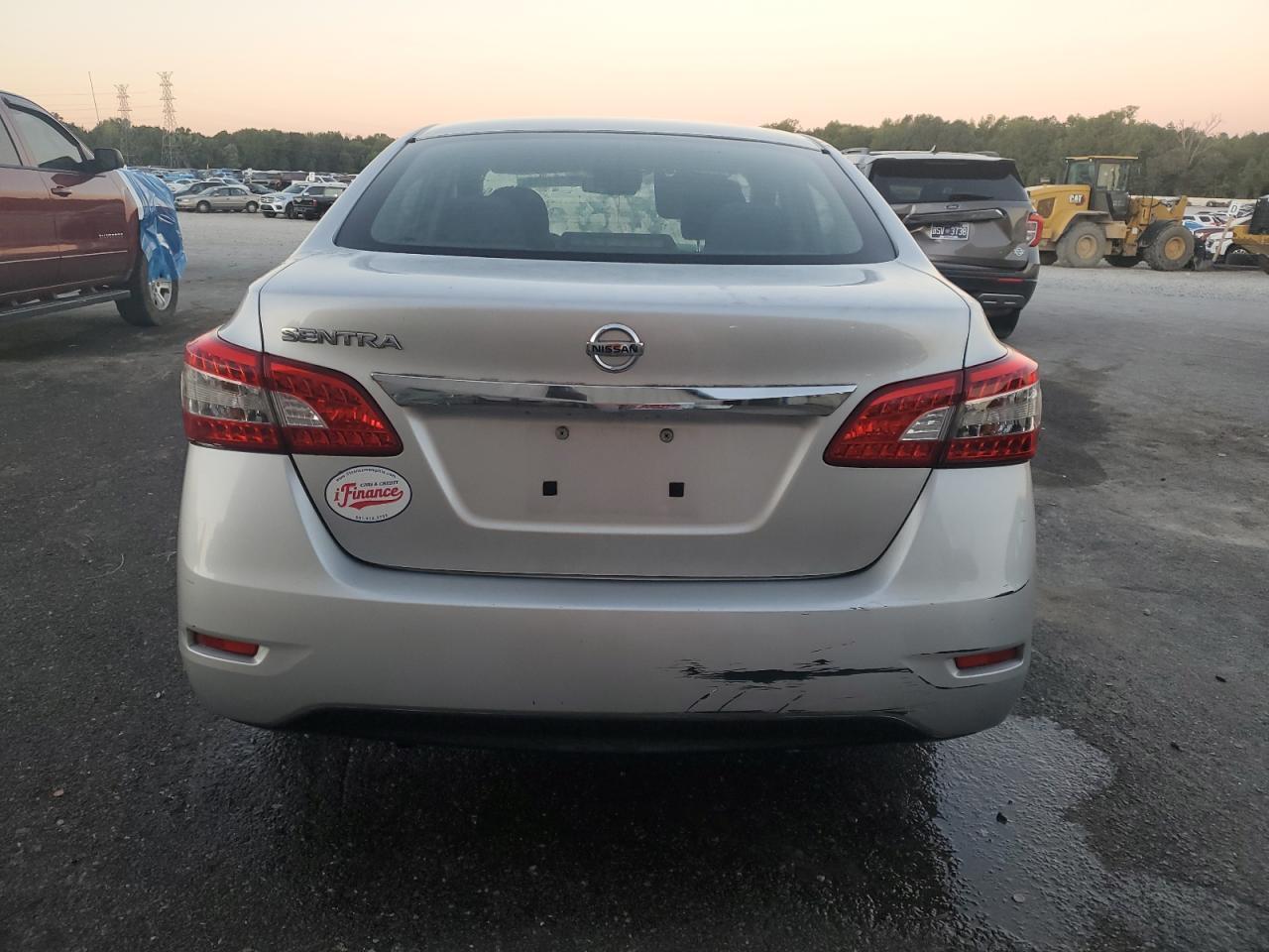 2015 Nissan Sentra S - Фото 6