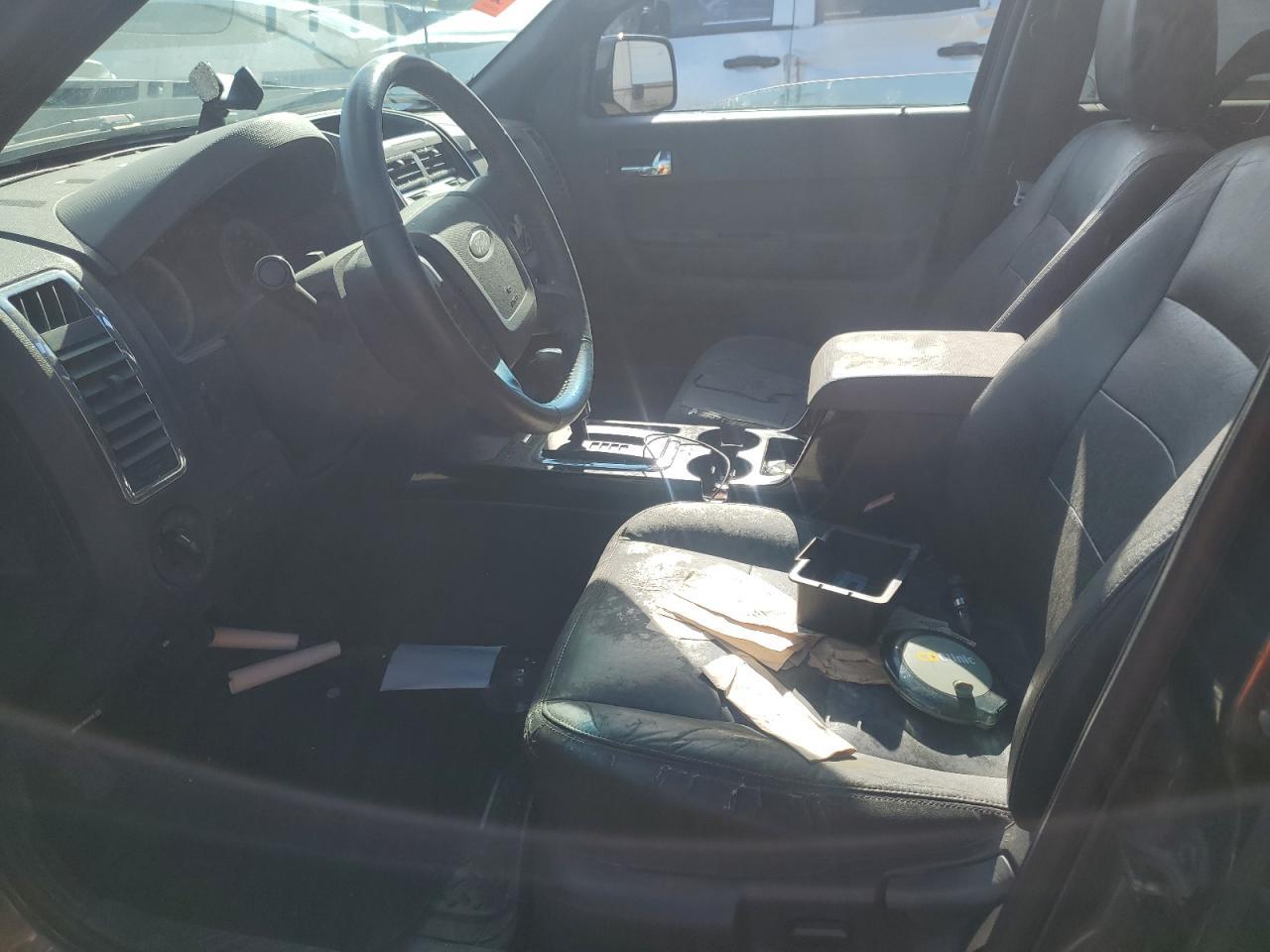 2009 Ford Escape Limited - Image 7