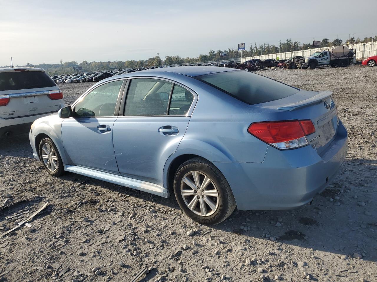 2011 Subaru Legacy 2.5I Premium - Image 2