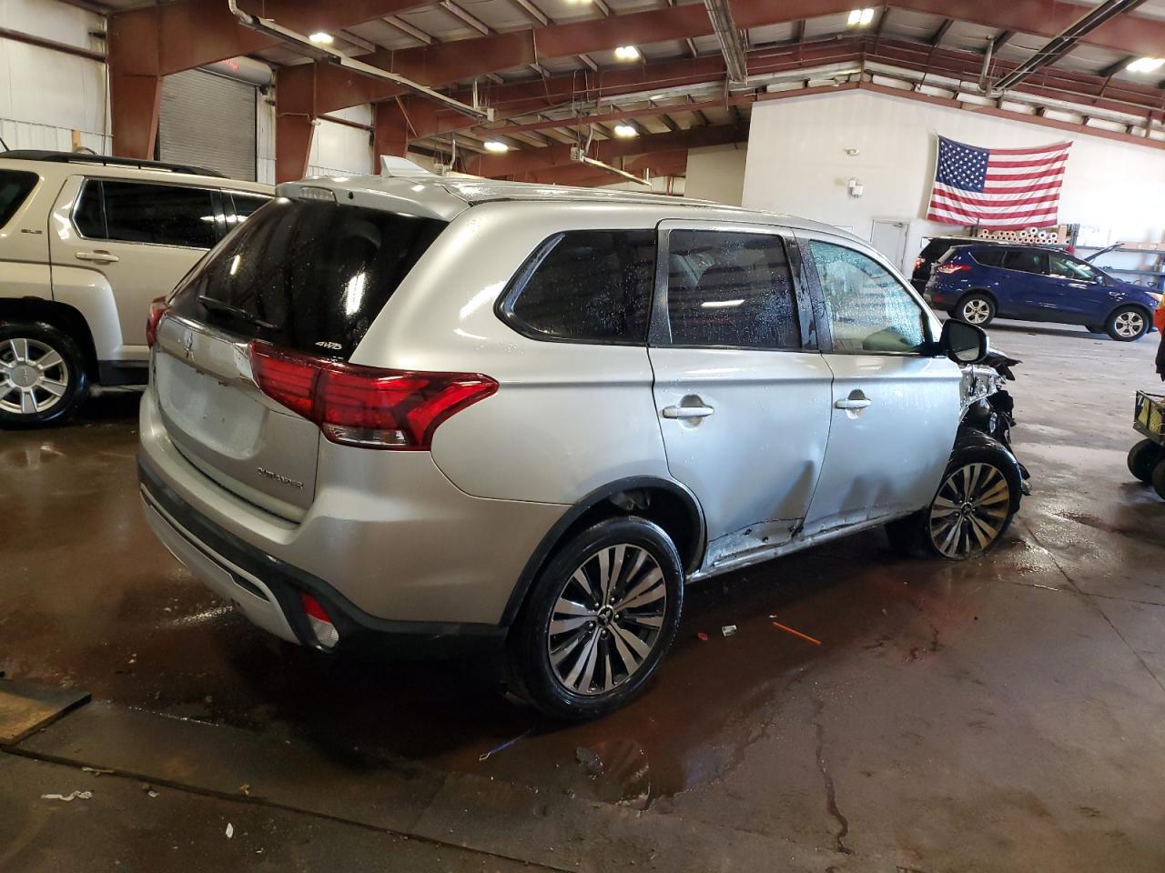 2019 Mitsubishi Outlander Se - Фото 3