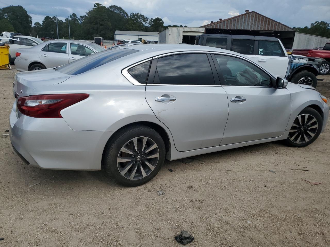 2018 Nissan Altima 2.5 - Фото 3