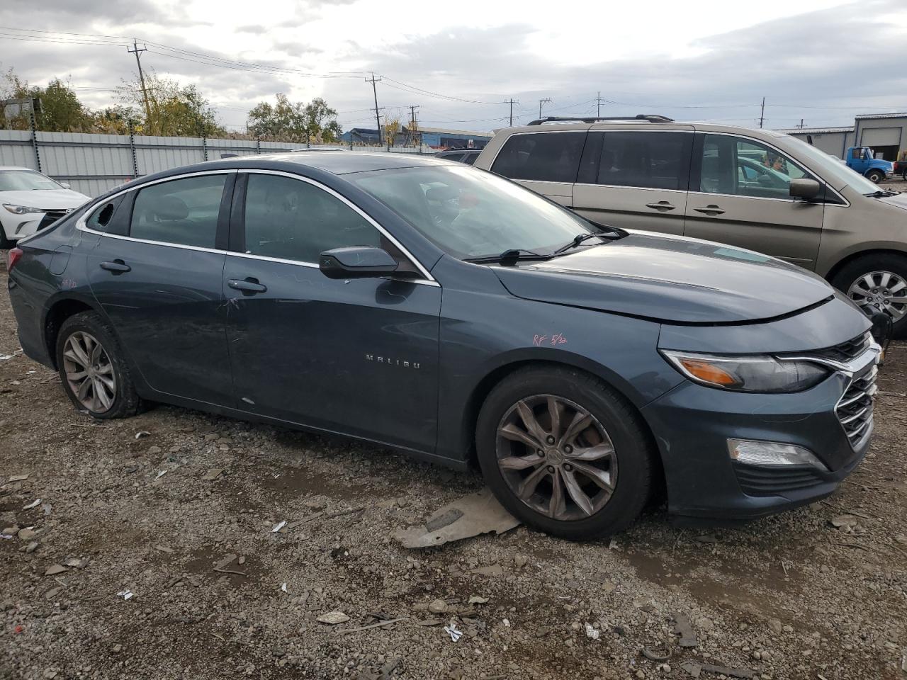 2019 Chevrolet Malibu Lt - Image 4