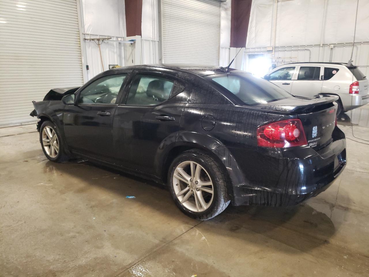 2011 Dodge Avenger Mainstreet - Фото 2