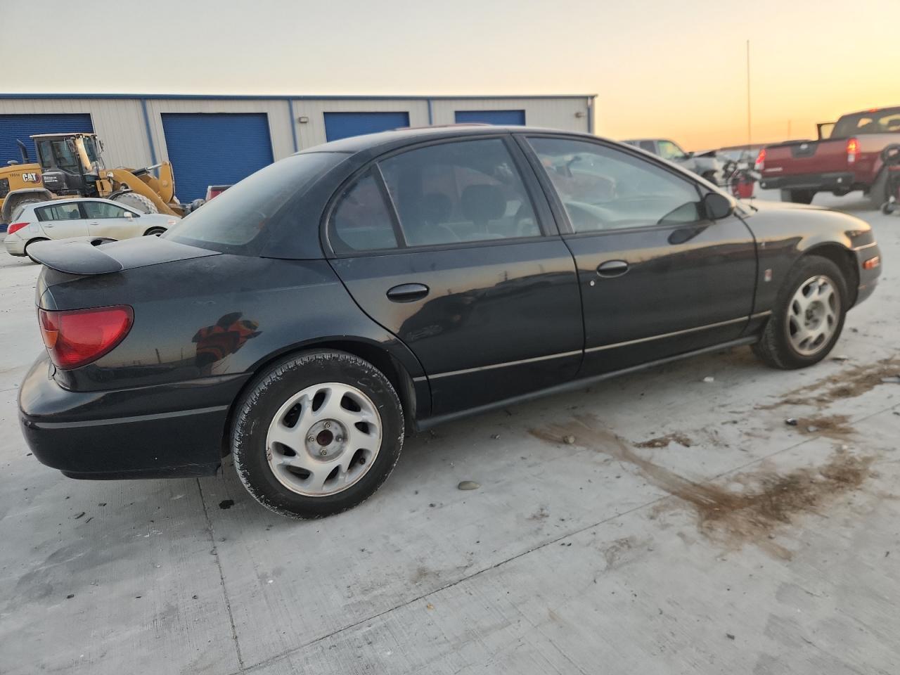 2002 Saturn Sl2 - Image 3