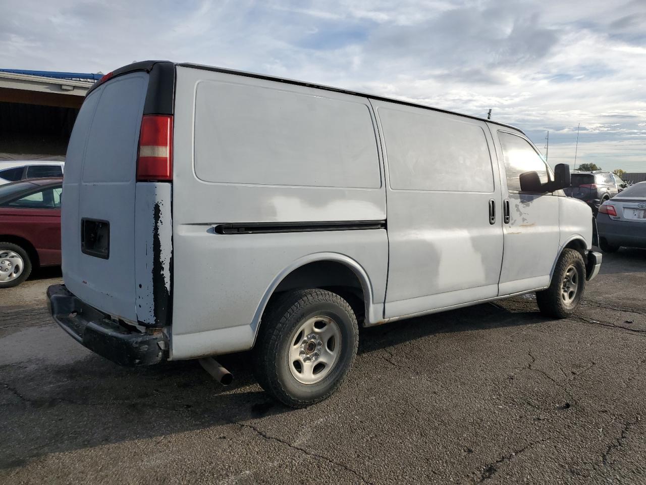 2006 Chevrolet Express G1500 - Фото 3
