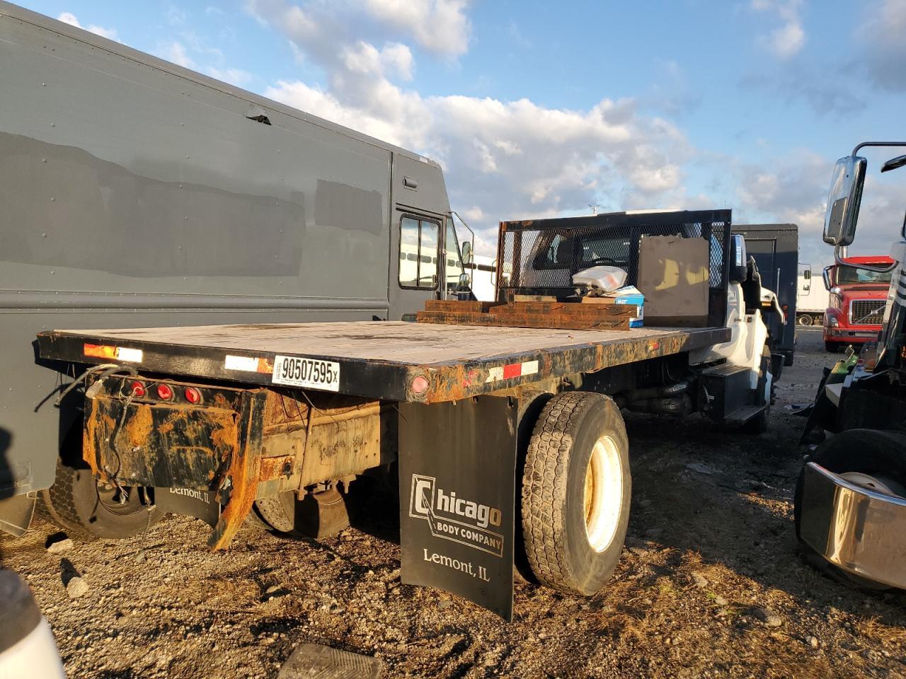 2016 Ford F-450 Super Duty Flatbed Truck - Image 3