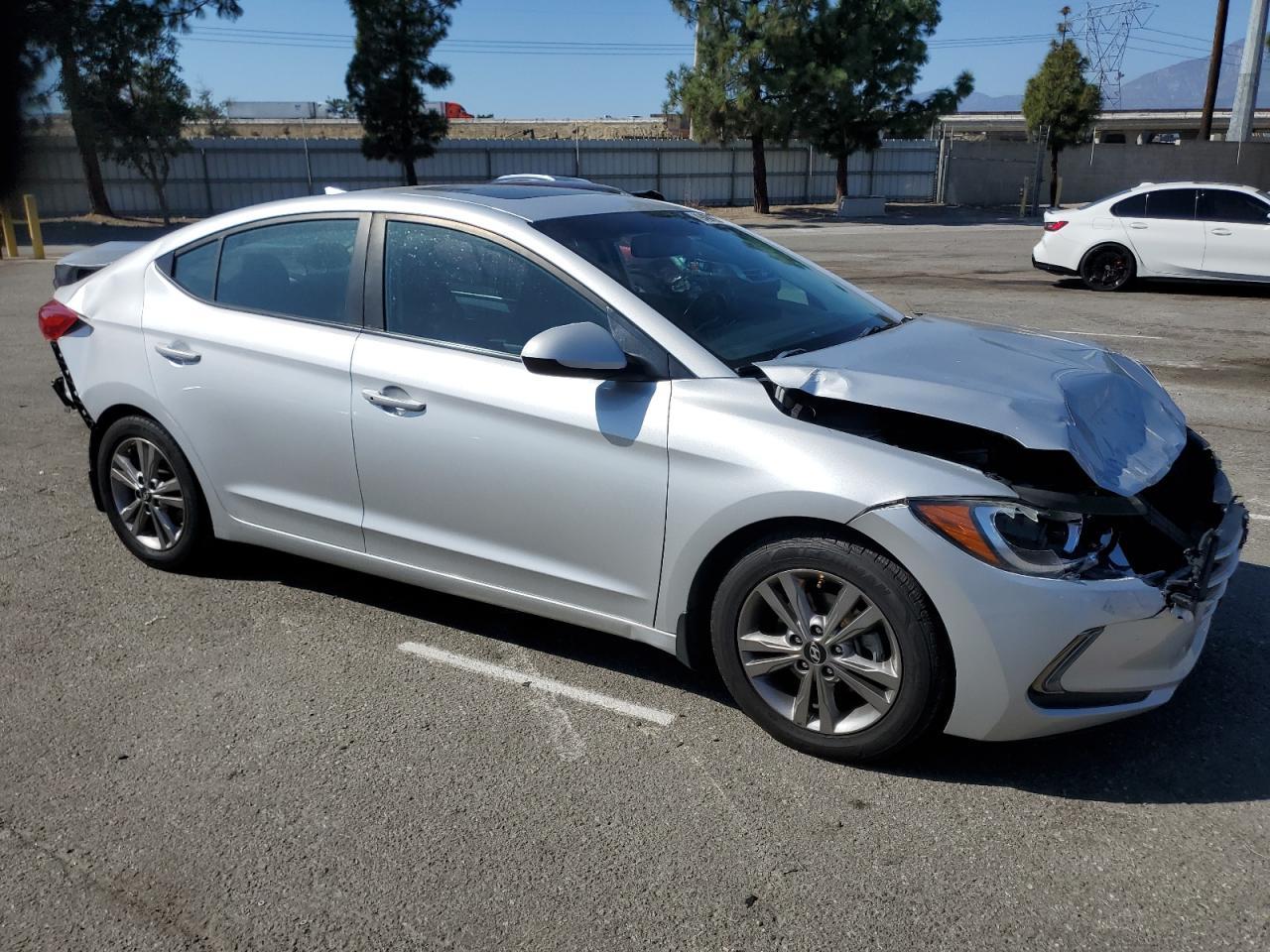 2018 Hyundai Elantra Sel - Фото 4