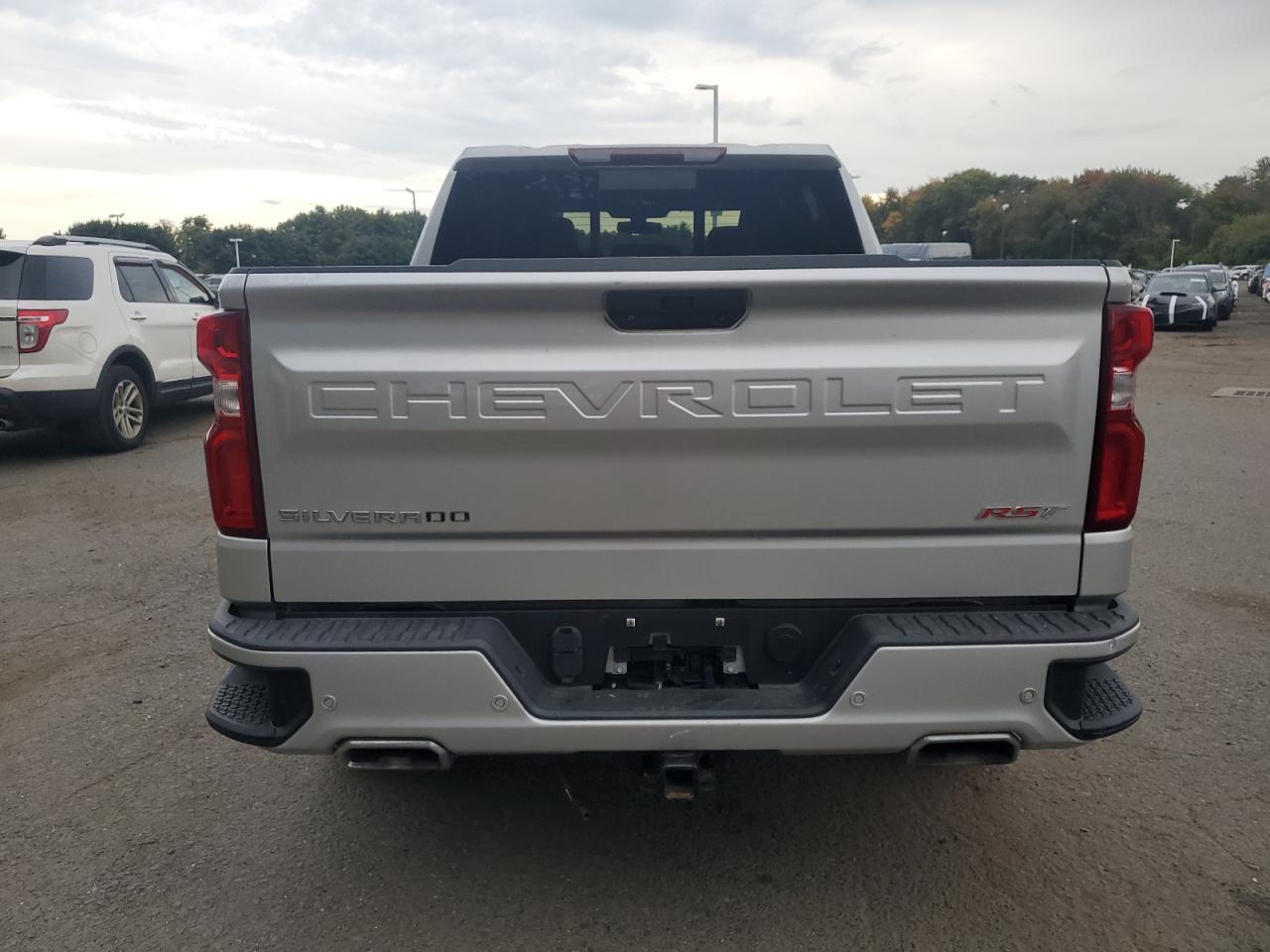 2020 Chevrolet Silverado K1500 Rst - Фото 6
