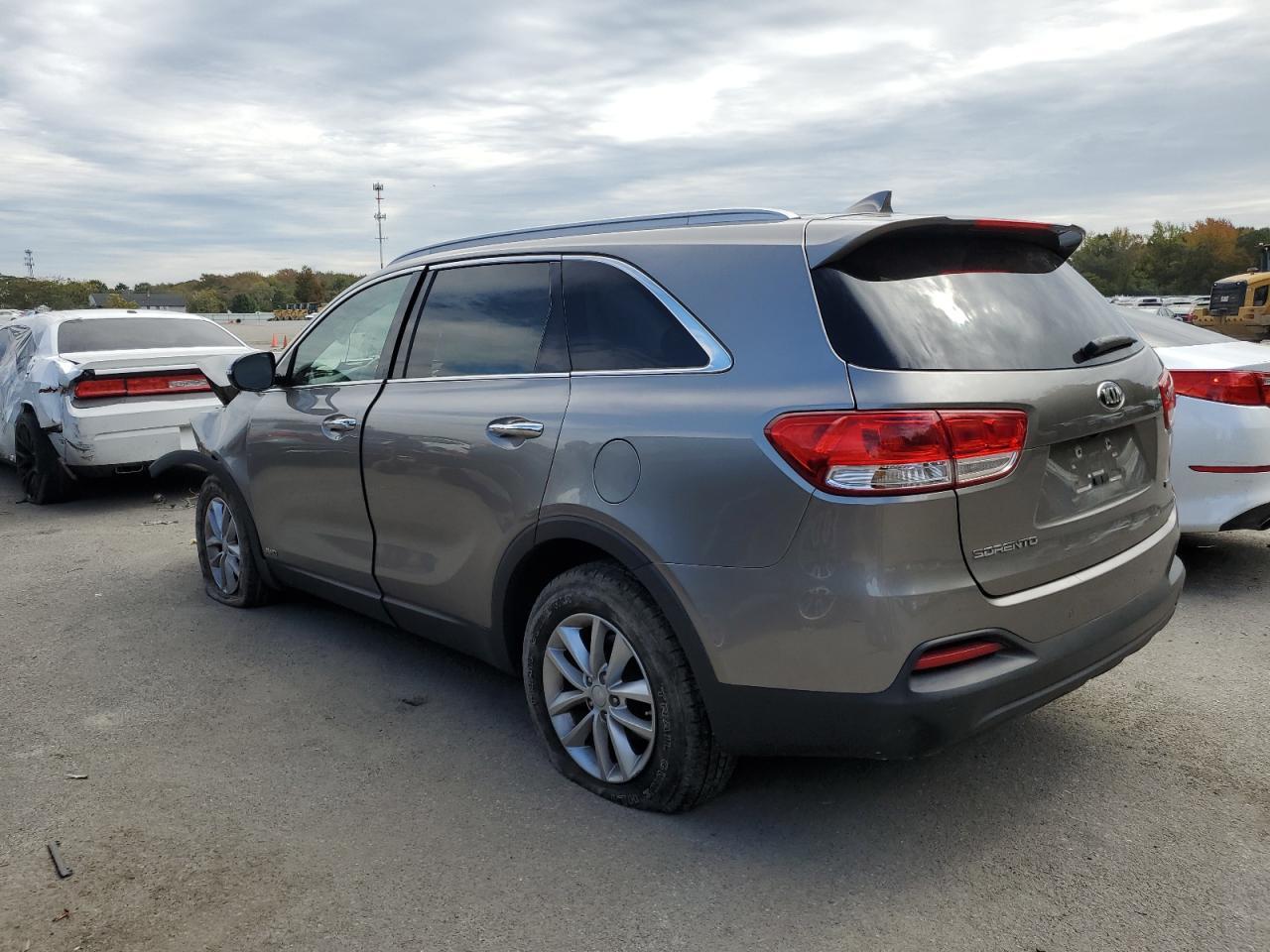 2017 Kia Sorento Lx - Image 2