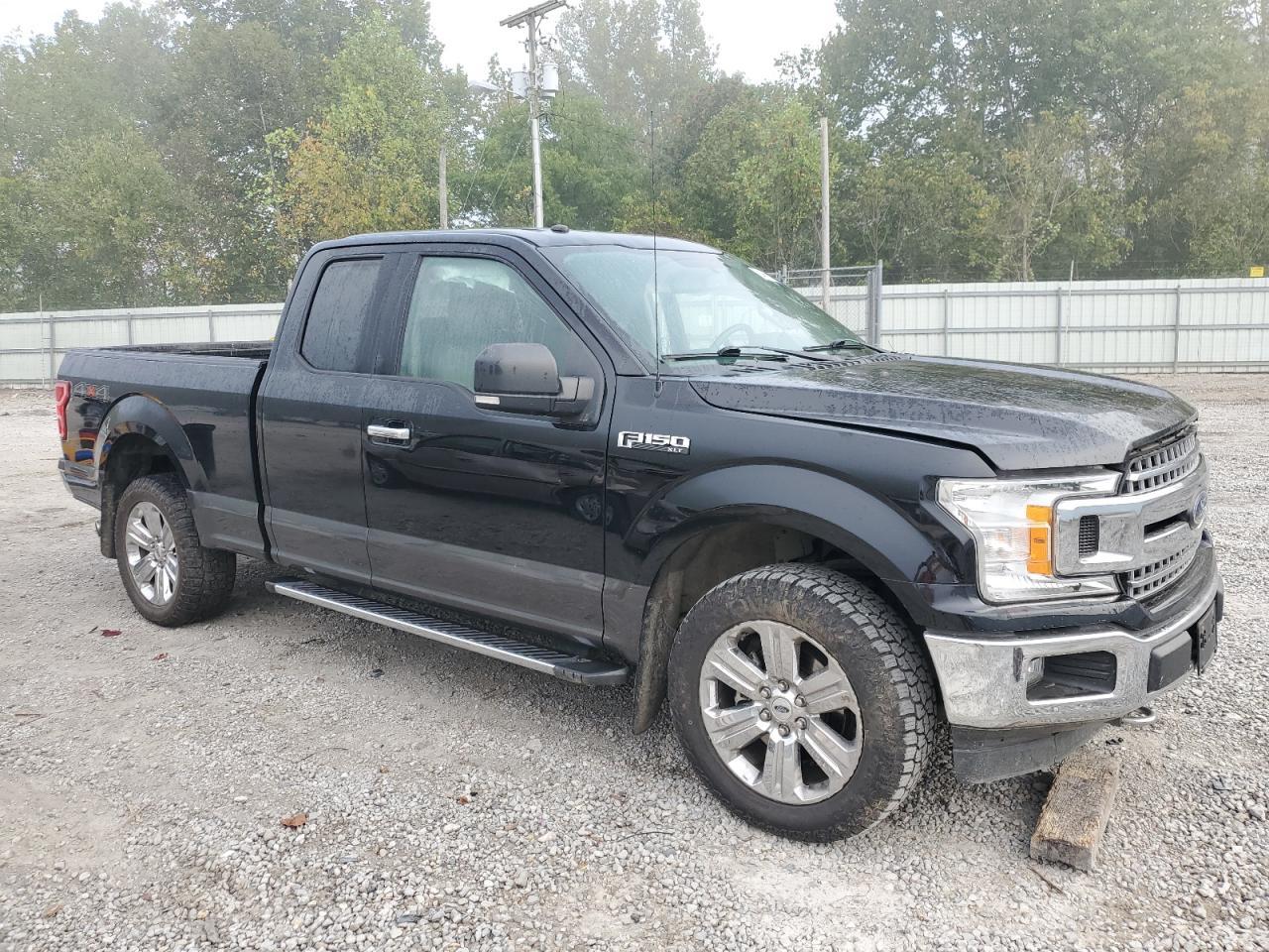 2018 Ford F150 Super Cab - Фото 4