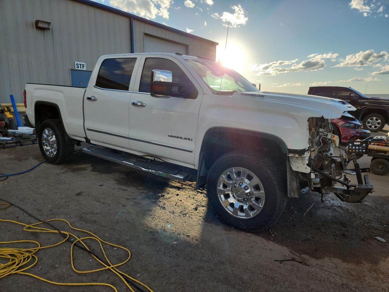 2017 GMC Sierra K2500 Denali - Фото 4