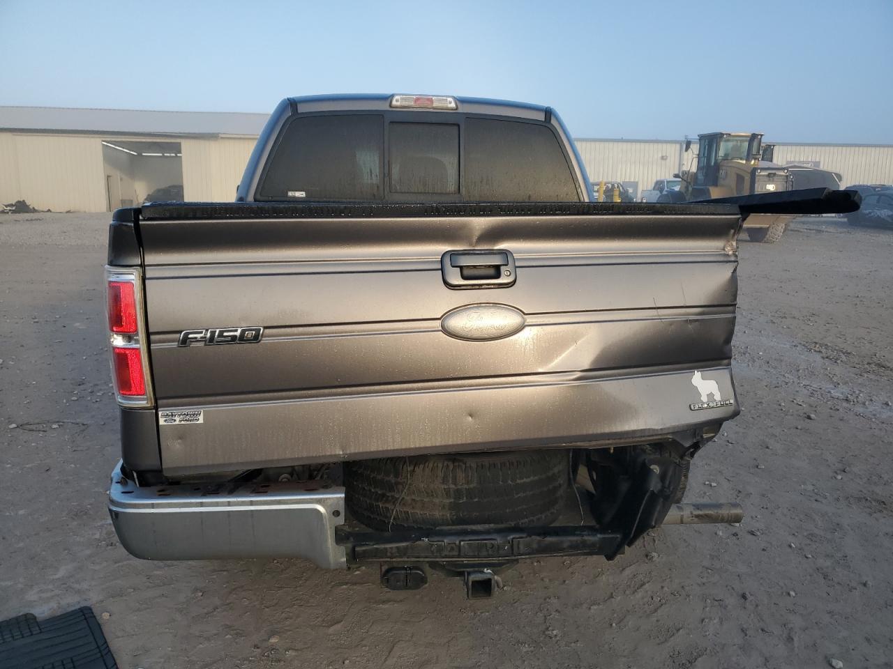 2012 Ford F150 Supercrew - Image 6