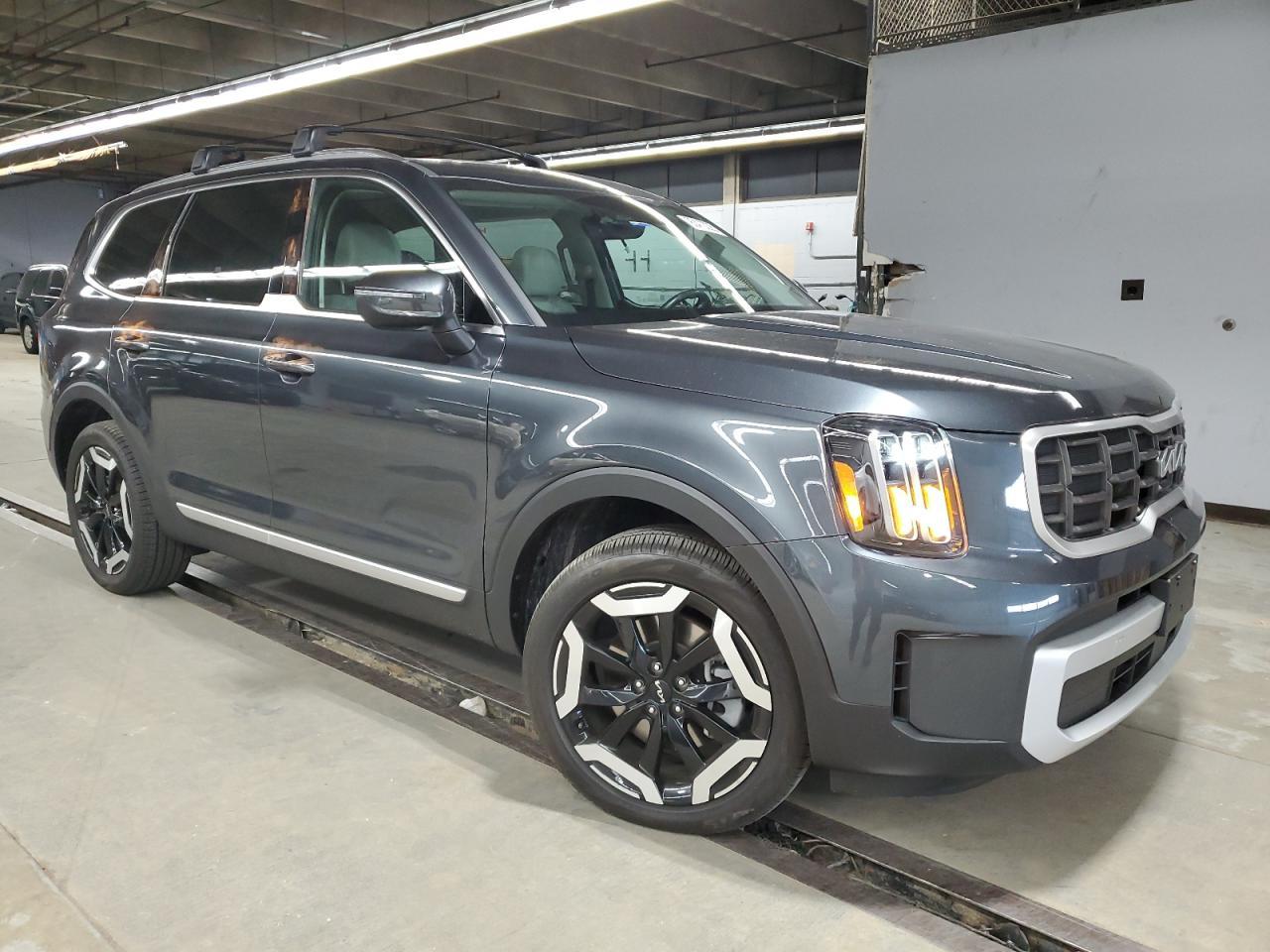 2024 Kia Telluride S - Фото 4