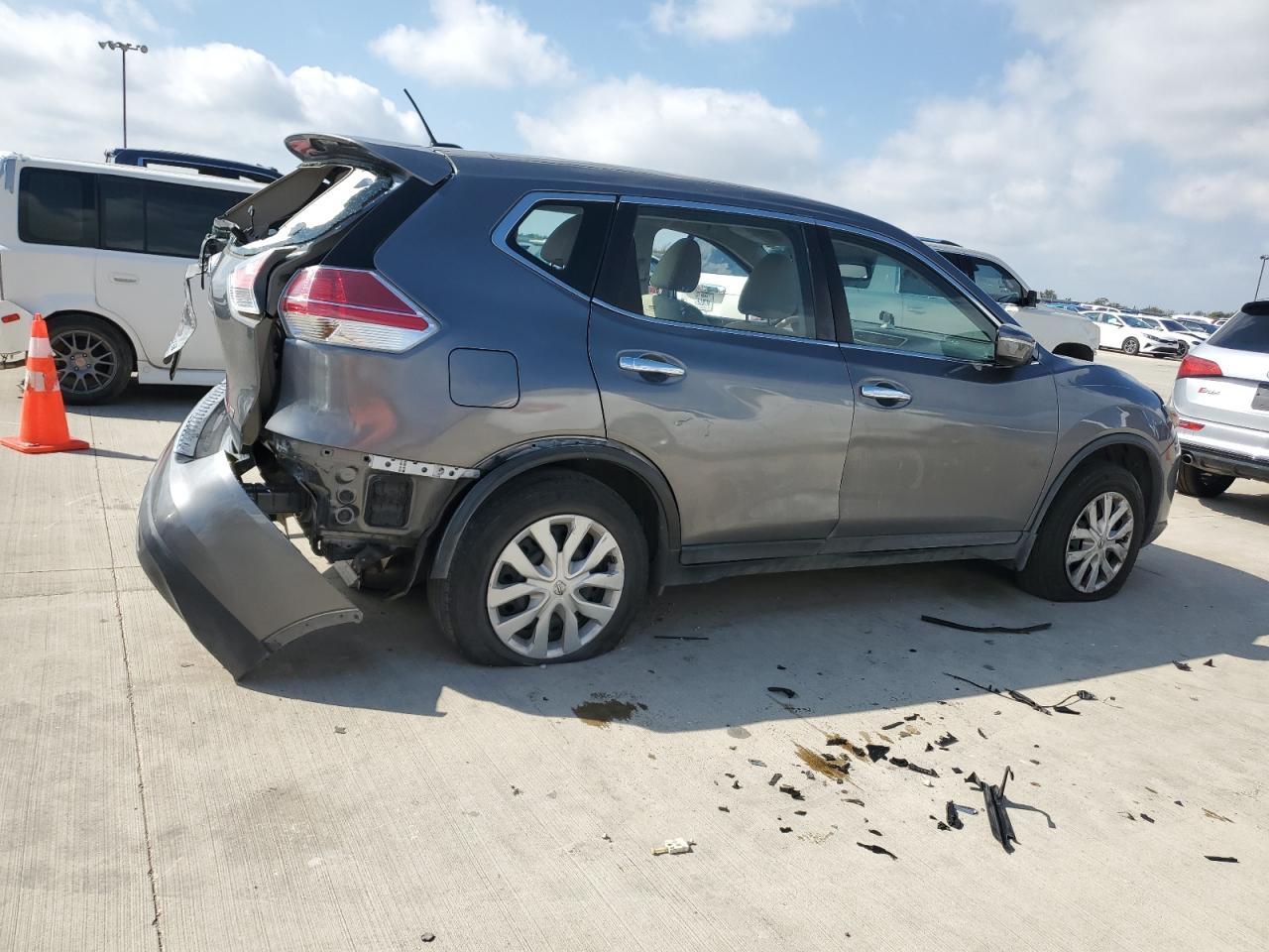 2015 Nissan Rogue S - Image 3