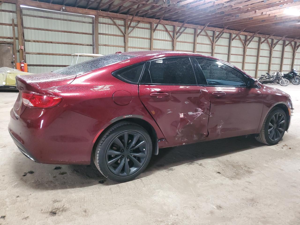 2015 Chrysler 200 S - Image 3