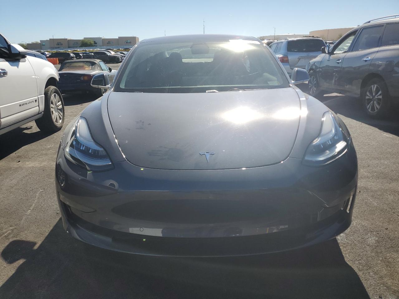 2018 Tesla Model 3 - Фото 5