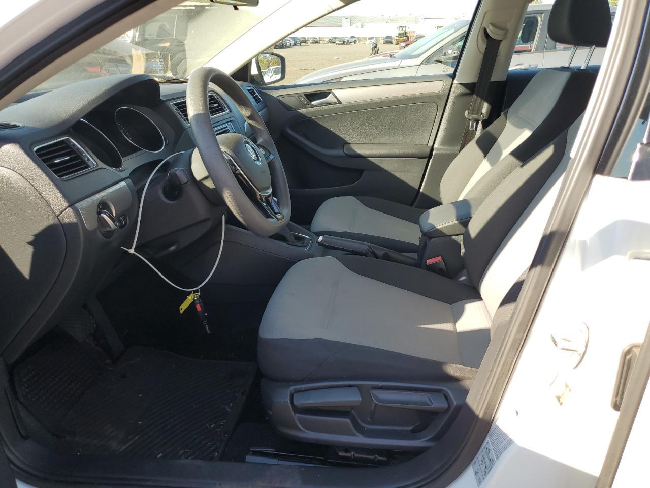 2017 Volkswagen Jetta S - Фото 7