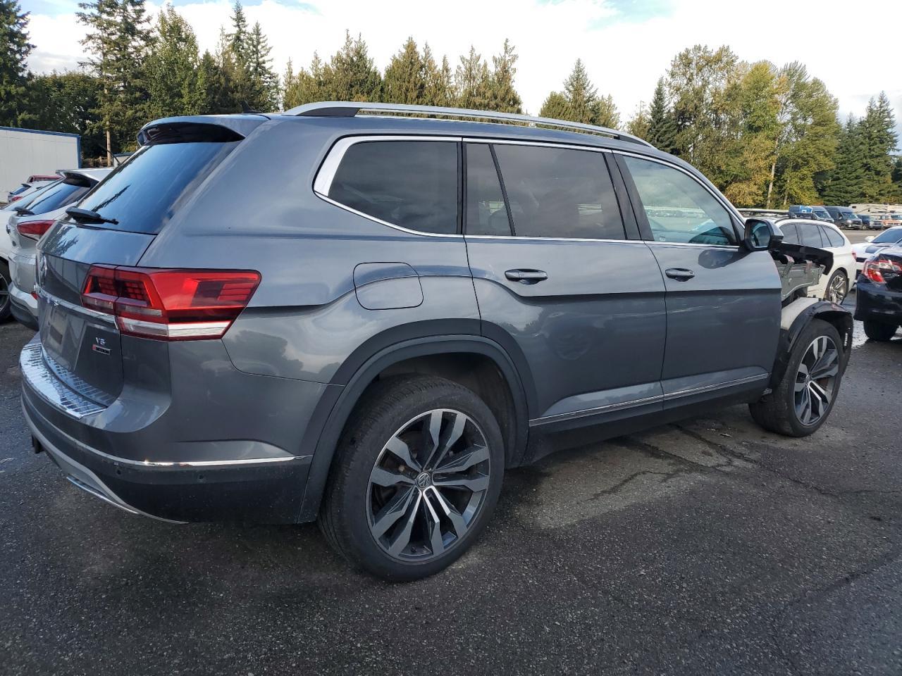 2019 Volkswagen Atlas Sel Premium - Image 3