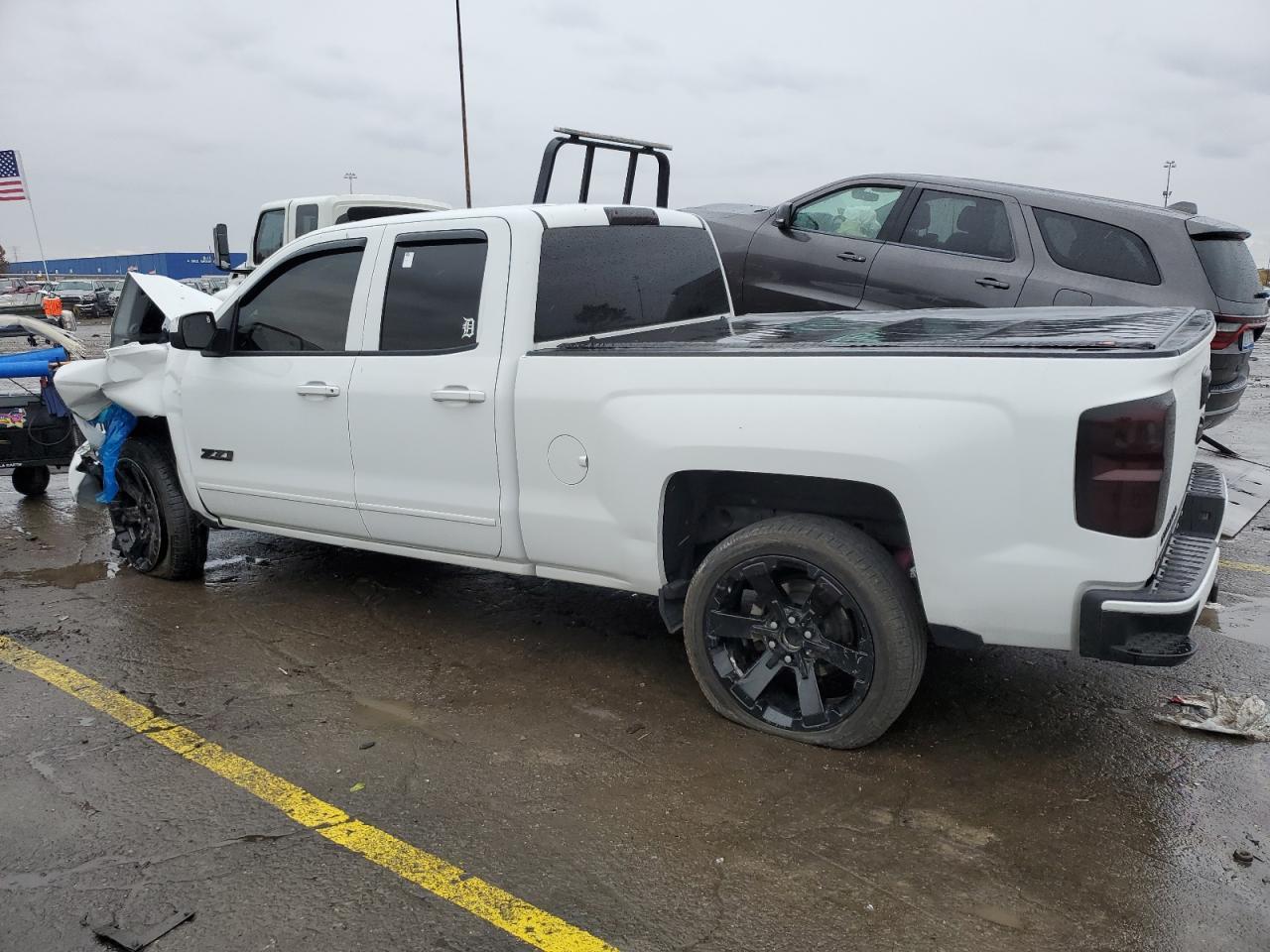 2018 Chevrolet Silverado K1500 Lt - Image 2