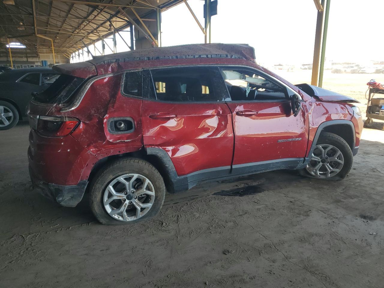 2025 Jeep Compass Latitude - Фото 3