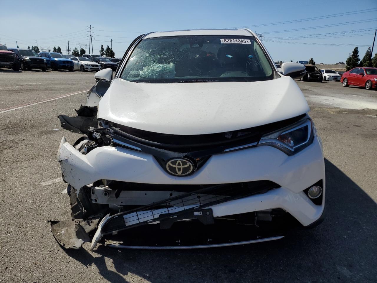 2017 Toyota Rav4 Xle - Image 5