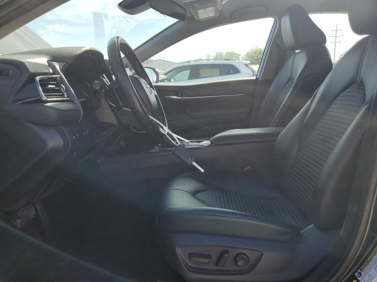 2021 Toyota Camry Se - Image 7