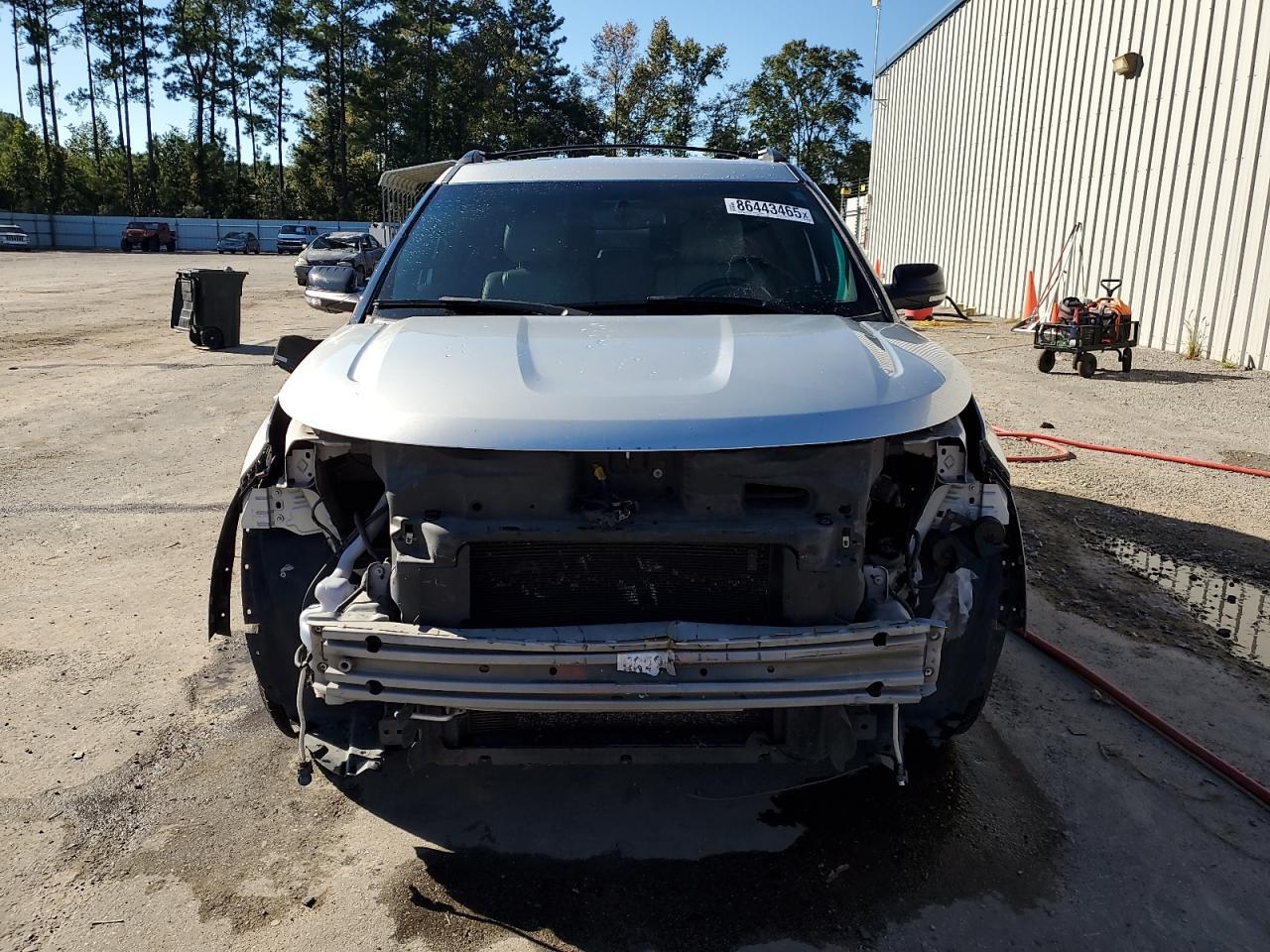 2015 Ford Explorer Xlt - Фото 5