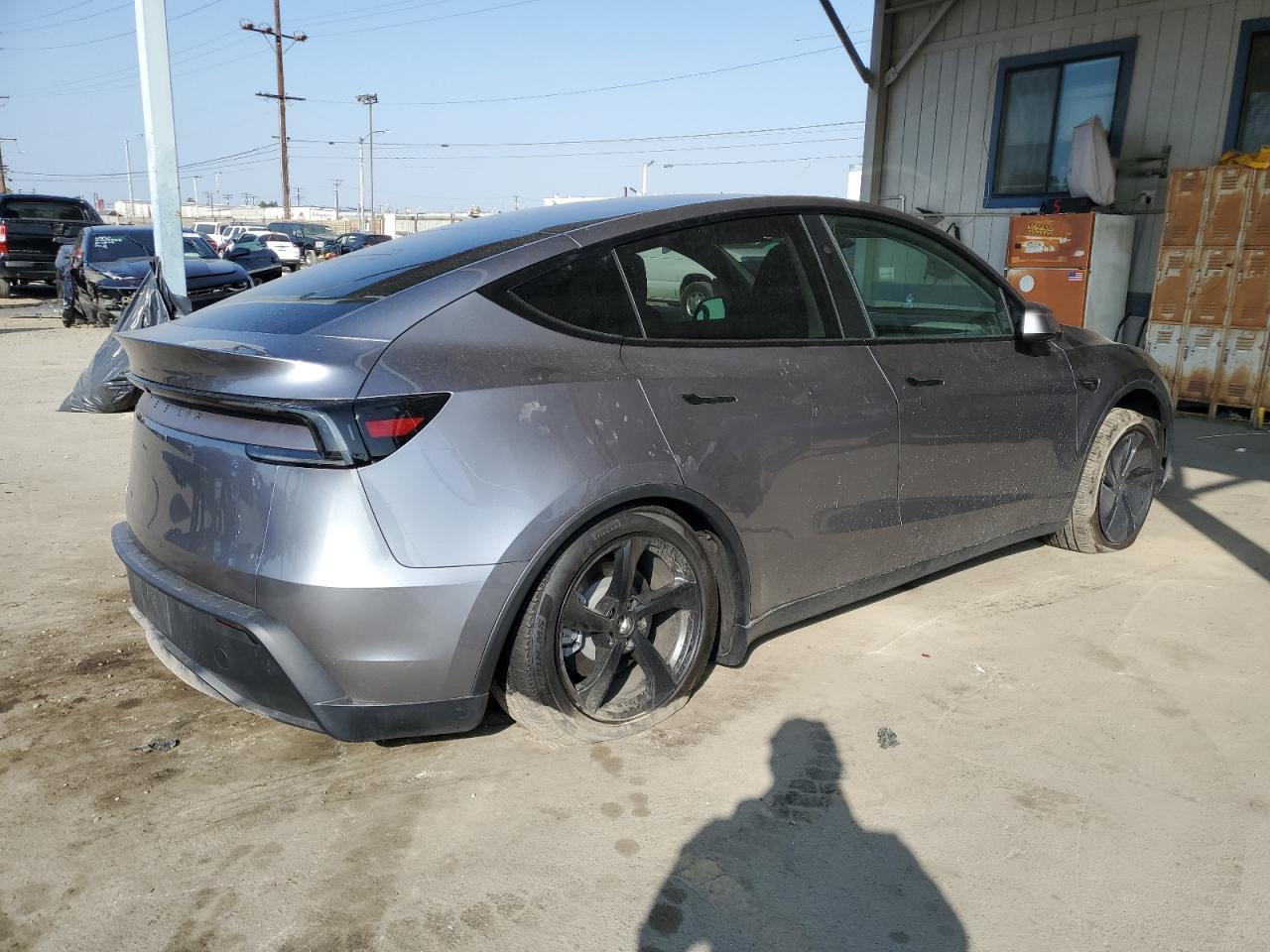 2026 Tesla Model Y - Image 3