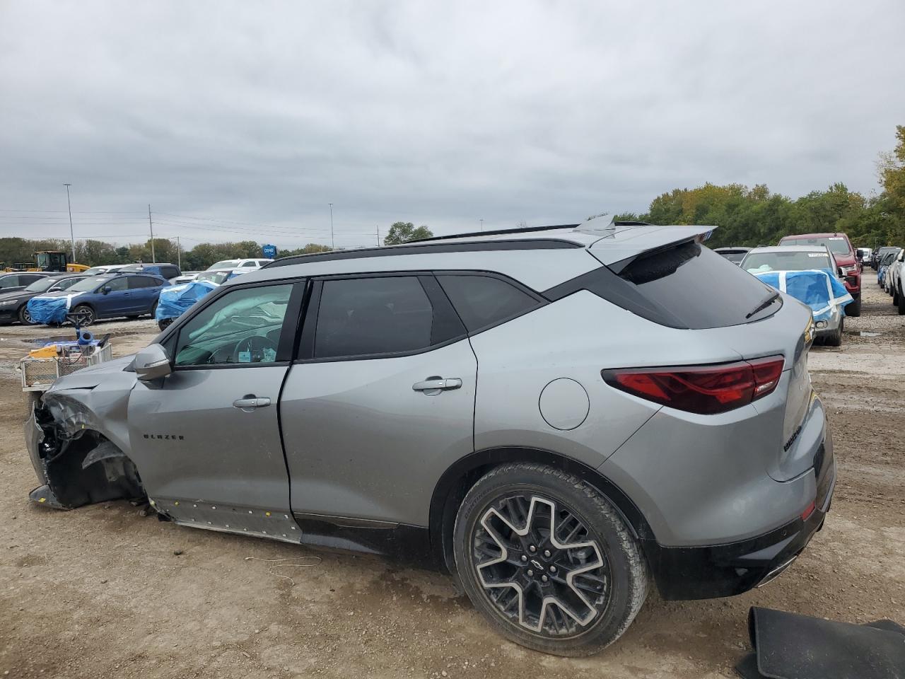 2024 Chev Blazer Rs - Image 2