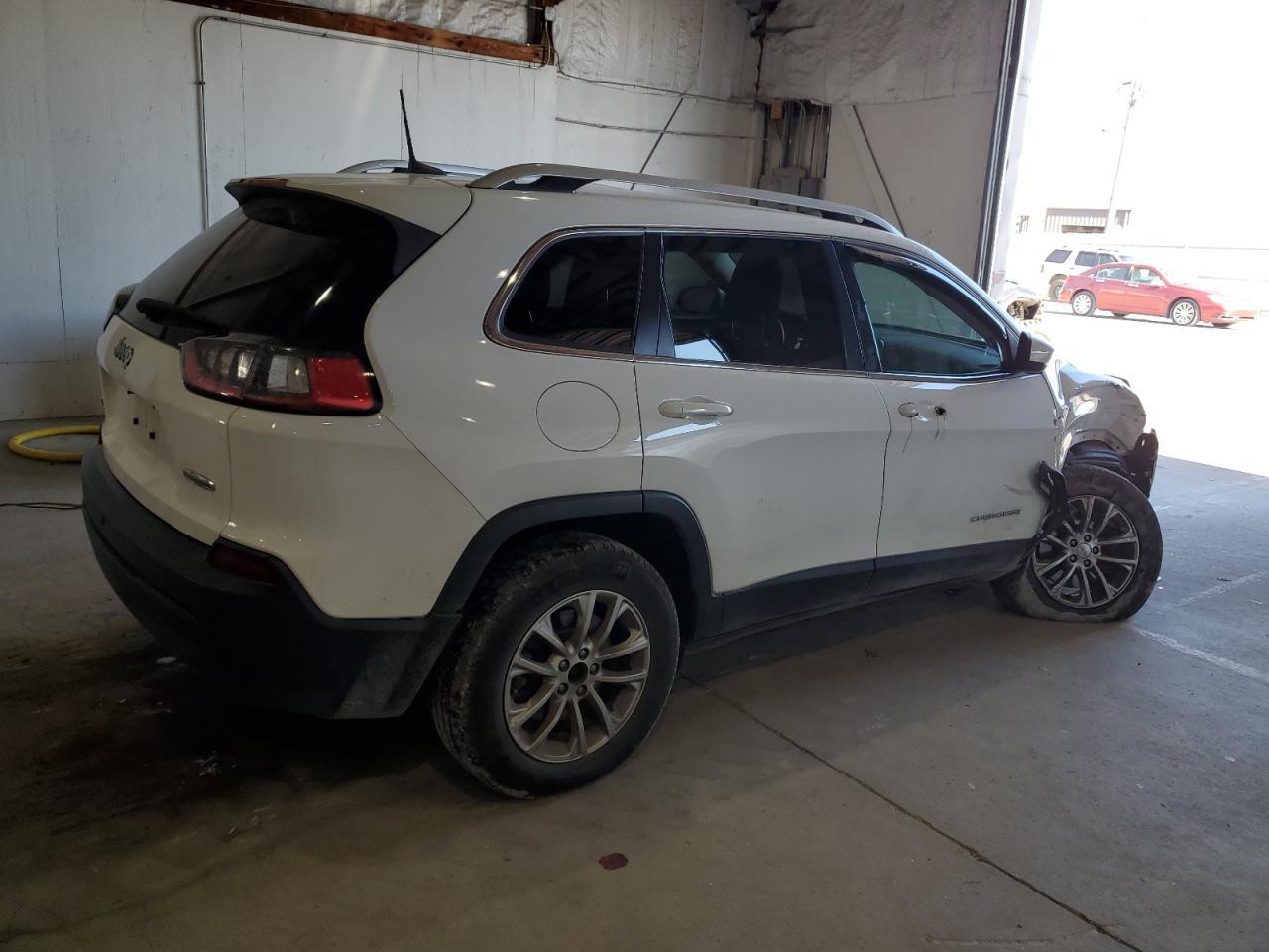 2019 Jeep Cherokee Latitude - Фото 3
