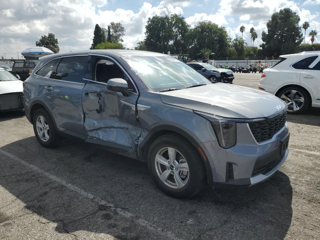 2025 Kia Sorento Lx - Фото 4