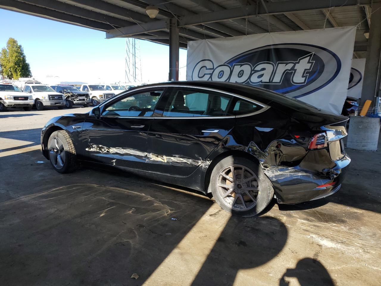 2019 Tesla Model 3 - Image 2