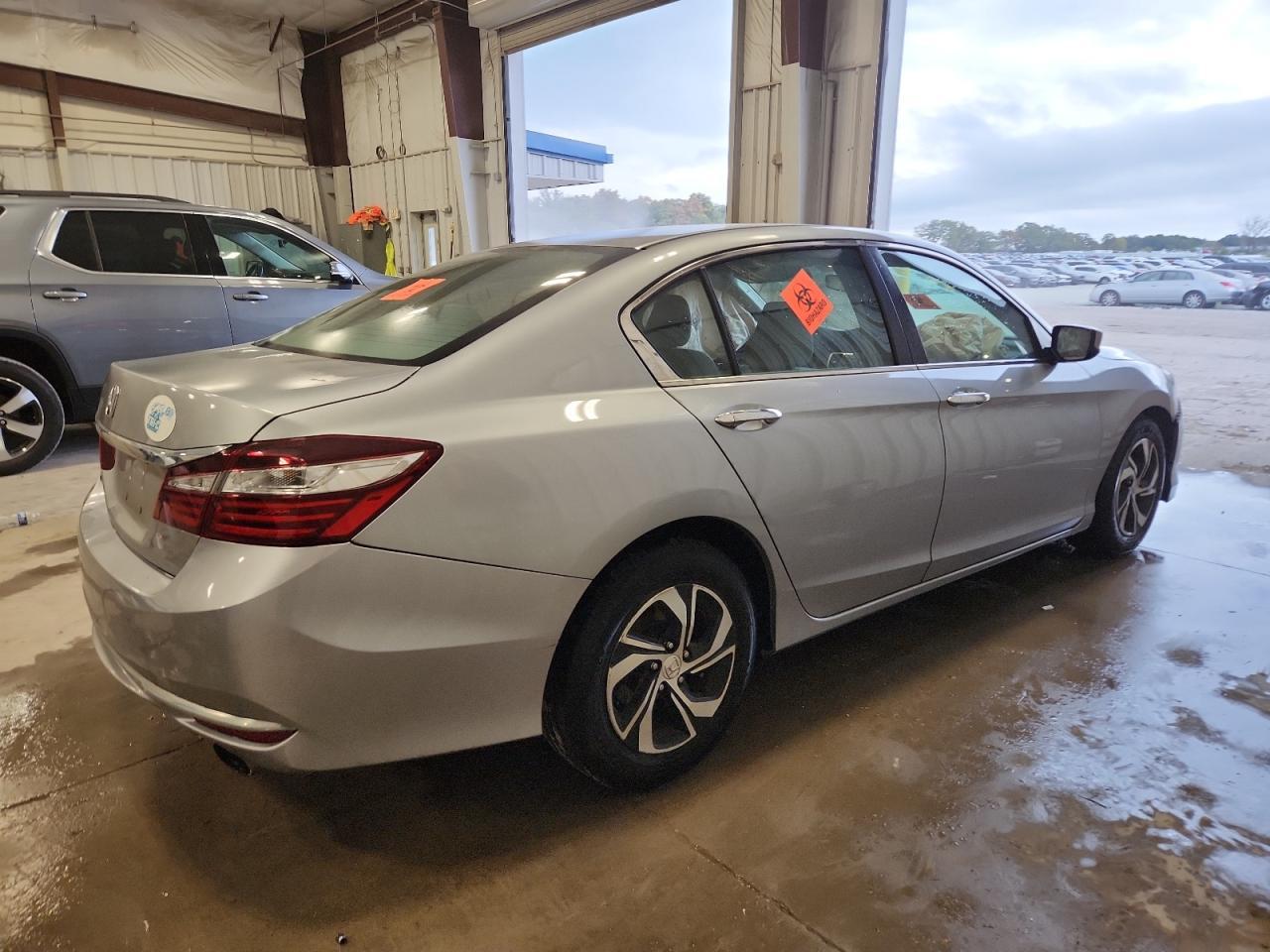 2017 Honda Accord Lx - Фото 3