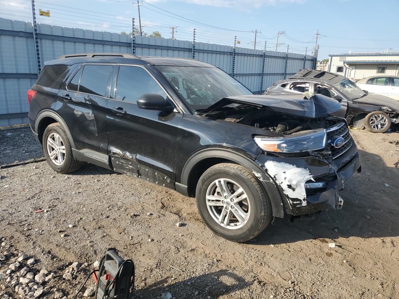 2021 Ford Explorer Xlt - Image 4