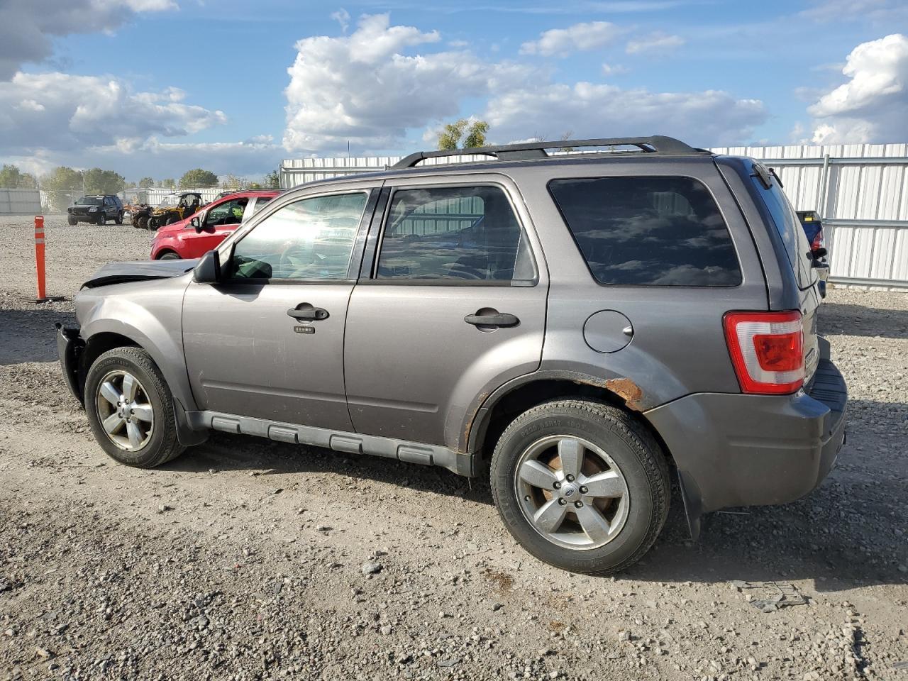 2012 Ford Escape Xlt - Image 2