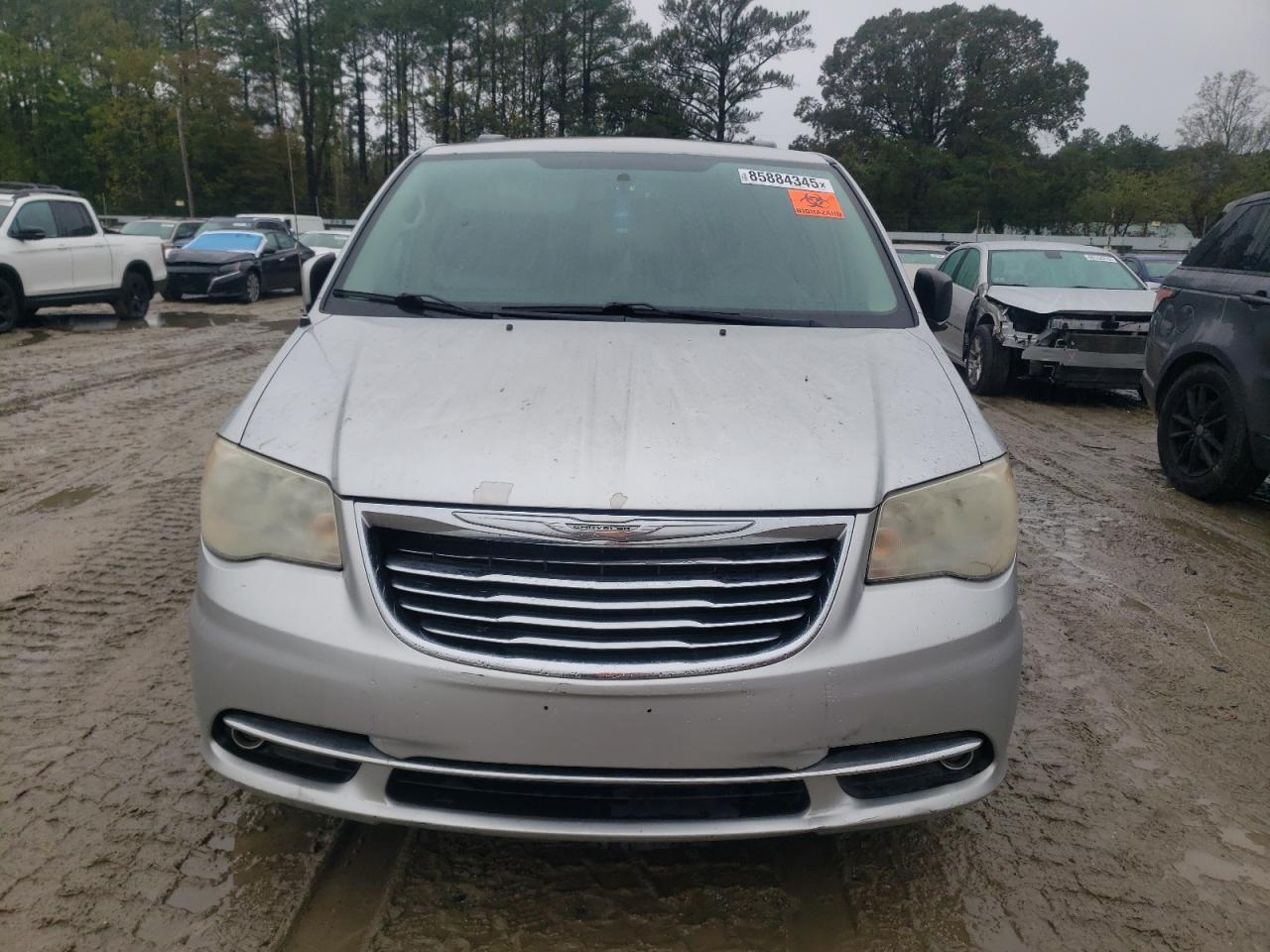 2012 Chrysler Town & Country Touring - Фото 5