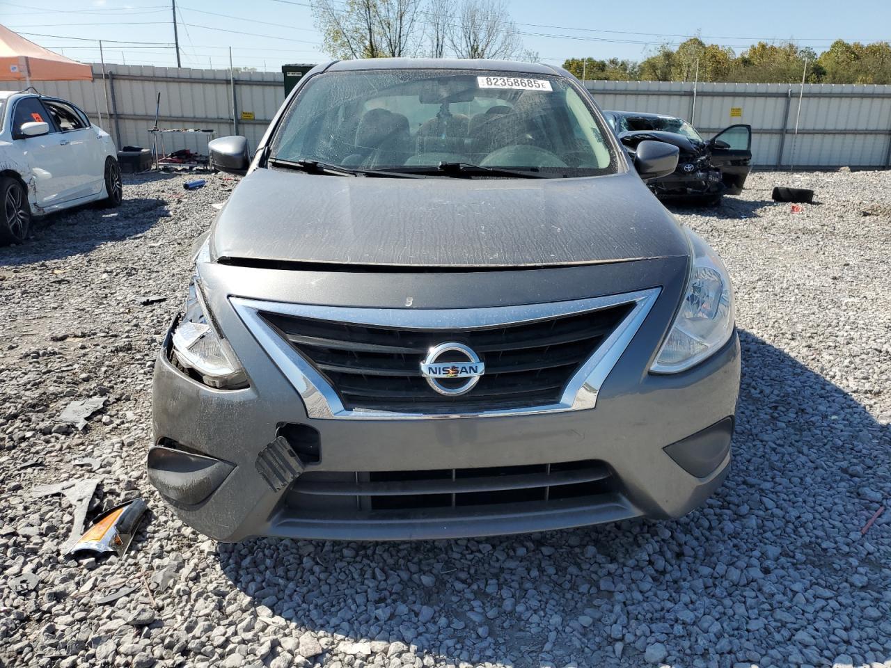 2017 Nissan Versa S - Фото 5
