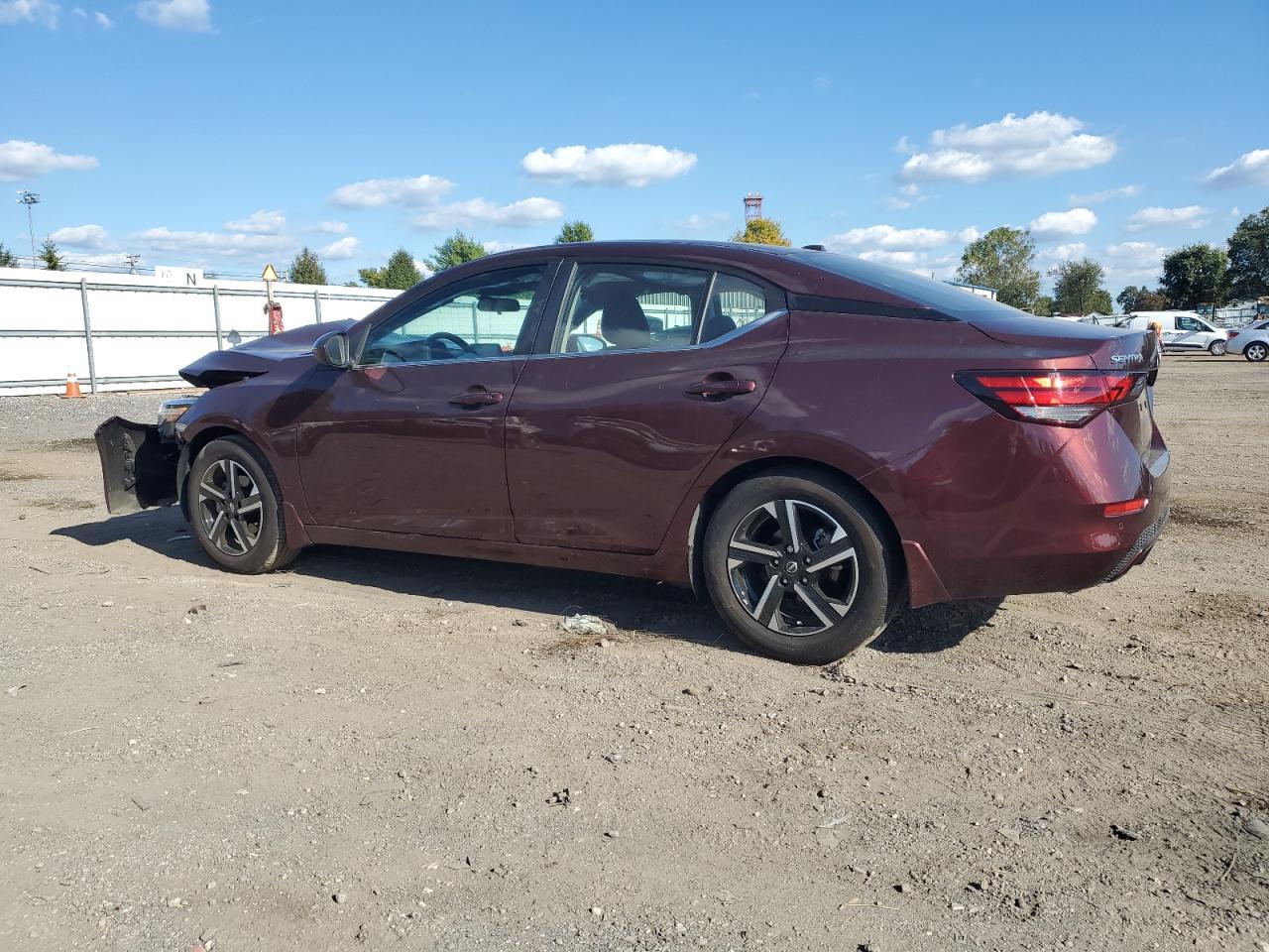 2025 Nissan Sentra Sv - Image 2